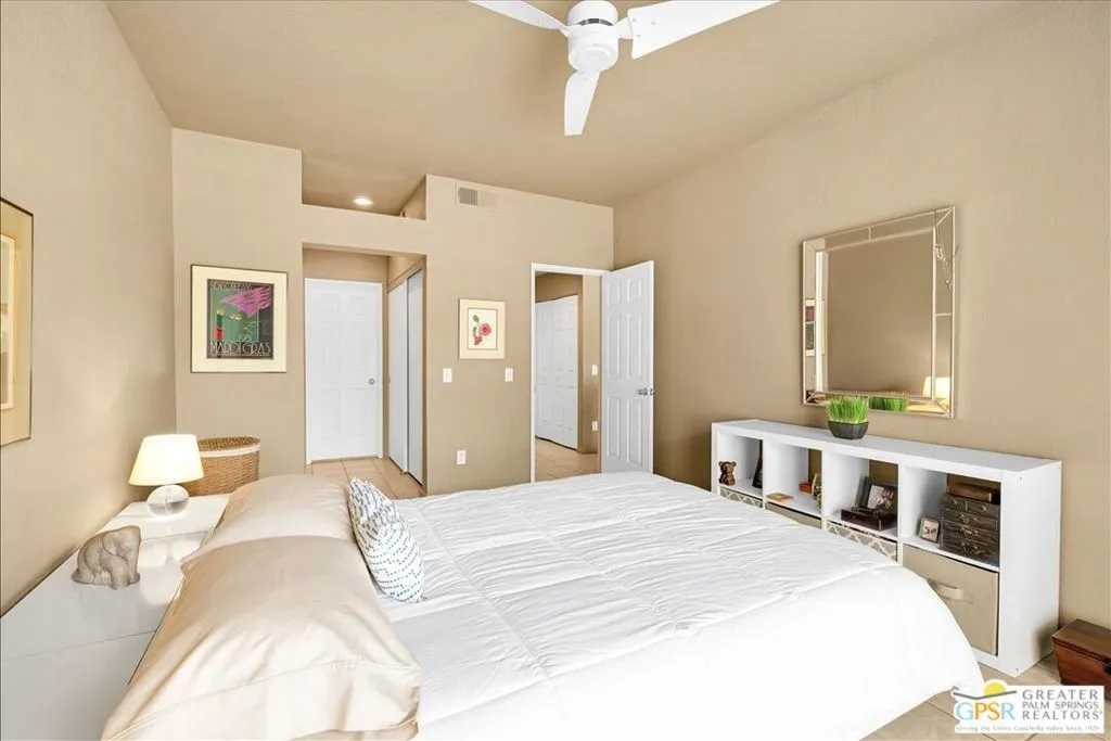 401 El Cielo Road 227, Palm Springs, California 92262 home-pic-15